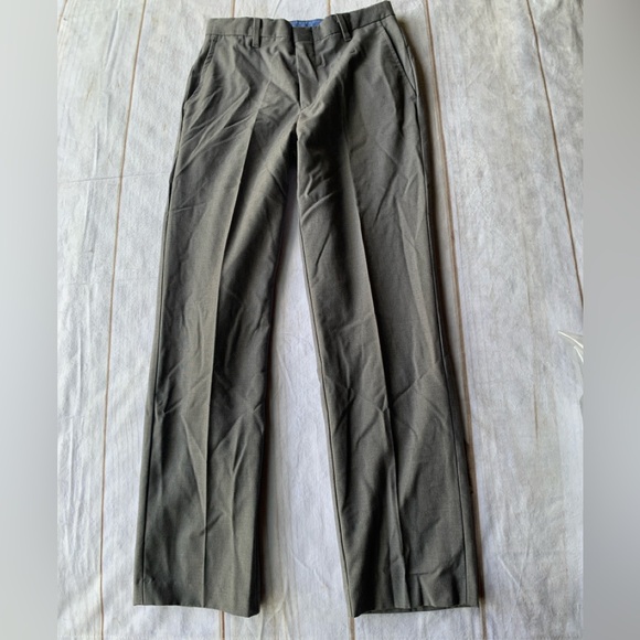 Izod Gray Dress Pants Size 12. W 13” L 26” - Picture 1 of 3